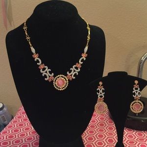 Fifth Avenue Necklace and earrings set